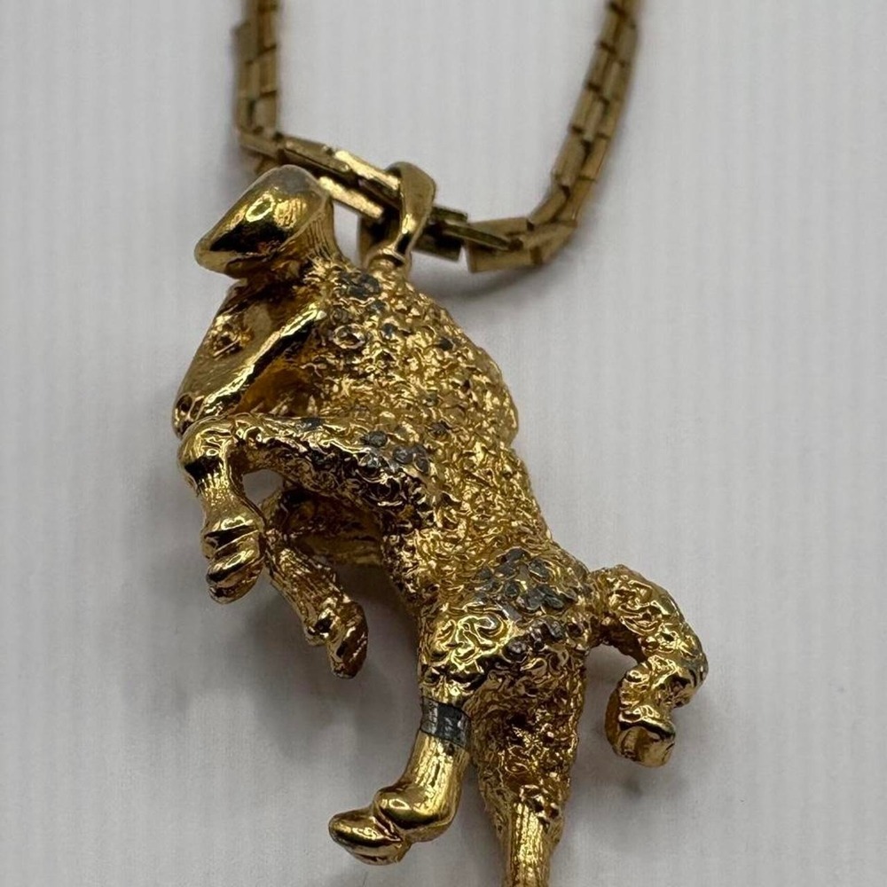 Vintage Signed Monet Gold Tone Ram Pendant Necklace Aries Zodiac Figural Jewelry